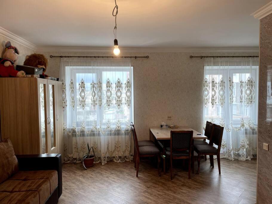 Aram Guest House Sevan Buitenkant foto